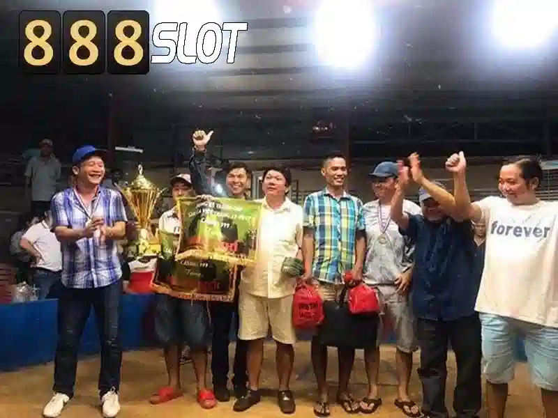 đội ngũ chăm sóc khách hàng chuyên nghiệp tại 888slot đang làm việc
